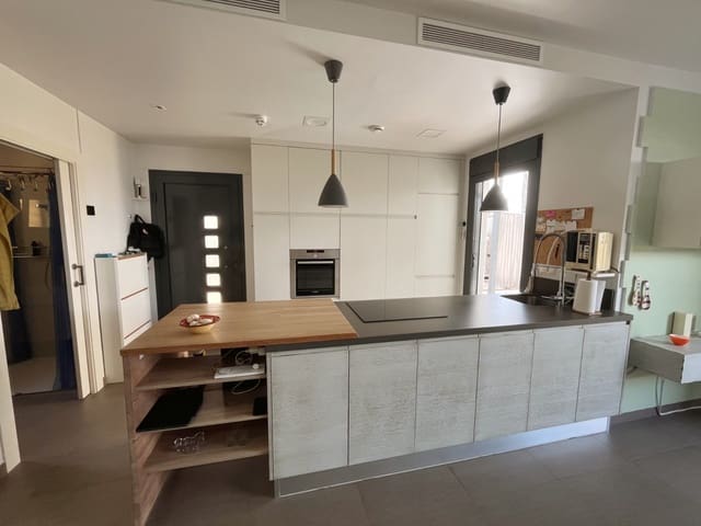 2 soverom Villa til salgs i Ciudad Quesada, Rojales med svømmebasseng garasje - € 335 000 (Ref: 9987078)