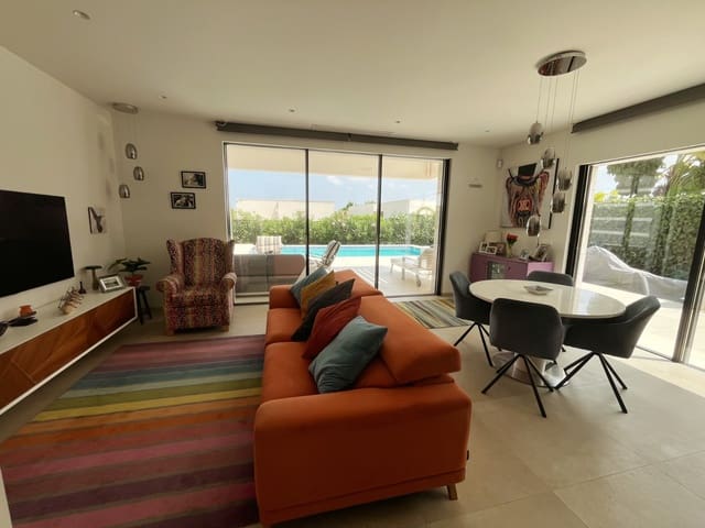 4 soverom Villa til salgs i Los Montesinos med svømmebasseng - € 595 000 (Ref: 9987080)