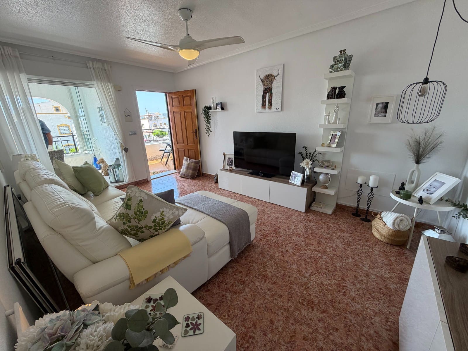 2 soverom Leilighet til salgs i Orihuela med svømmebasseng - € 150 000 (Ref: 9995894)