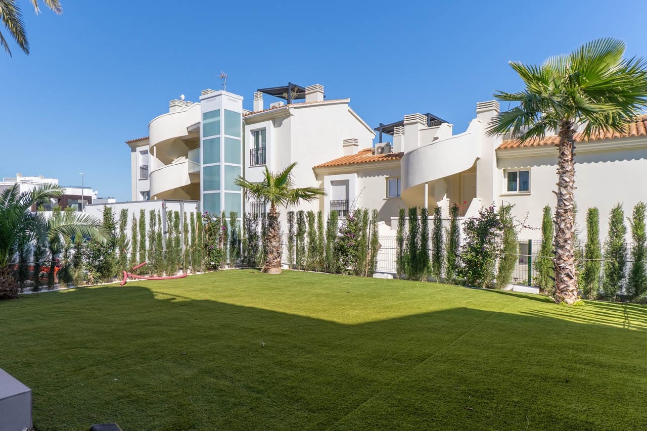 2 sovrum Lägenhet till salu i Denia med pool garage - 381 150 € (Ref: 9995921)