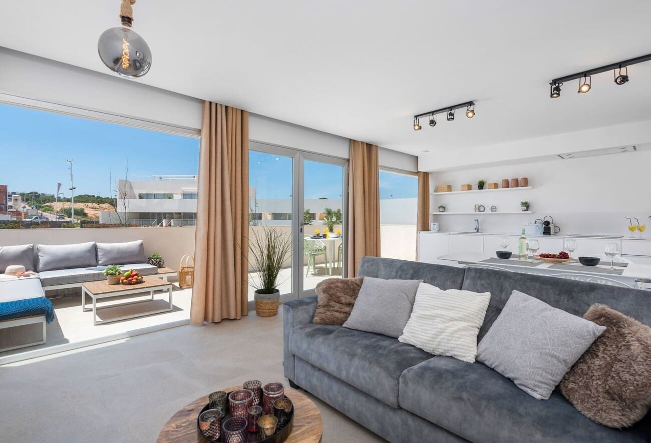 3 chambre Appartement à vendre à Los Balcones avec piscine garage - 328 000 € (Ref: 9995928)