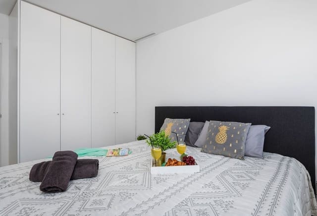 3 chambre Appartement à vendre à Los Balcones avec piscine garage - 328 000 € (Ref: 9995928)