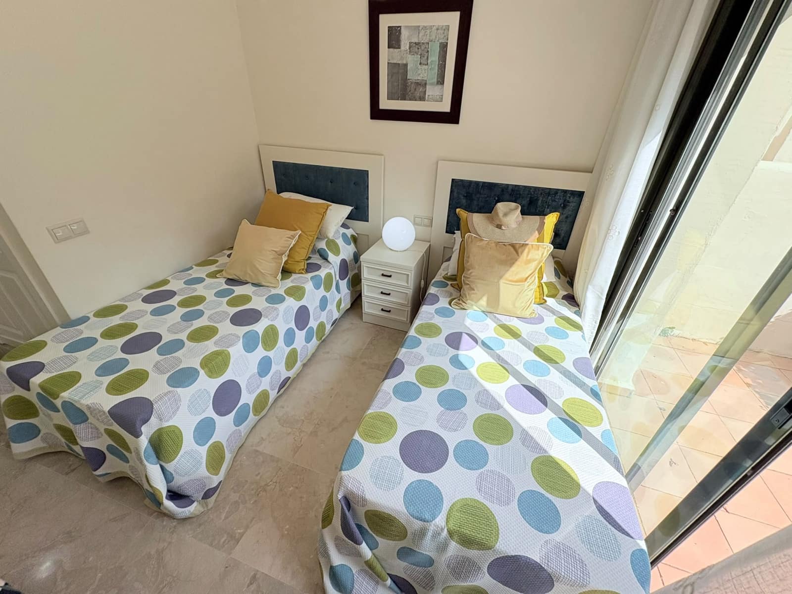2 sovrum Lägenhet till salu i Roda med garage - 239 950 € (Ref: 9995929)