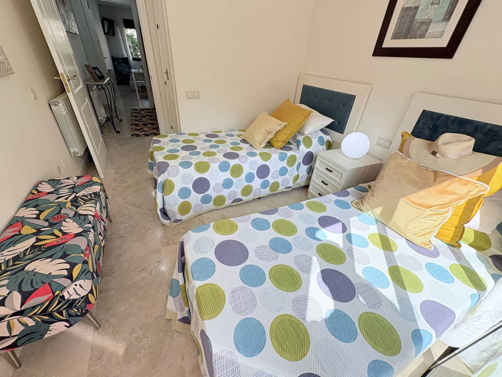 2 sovrum Lägenhet till salu i Roda med garage - 239 950 € (Ref: 9995929)