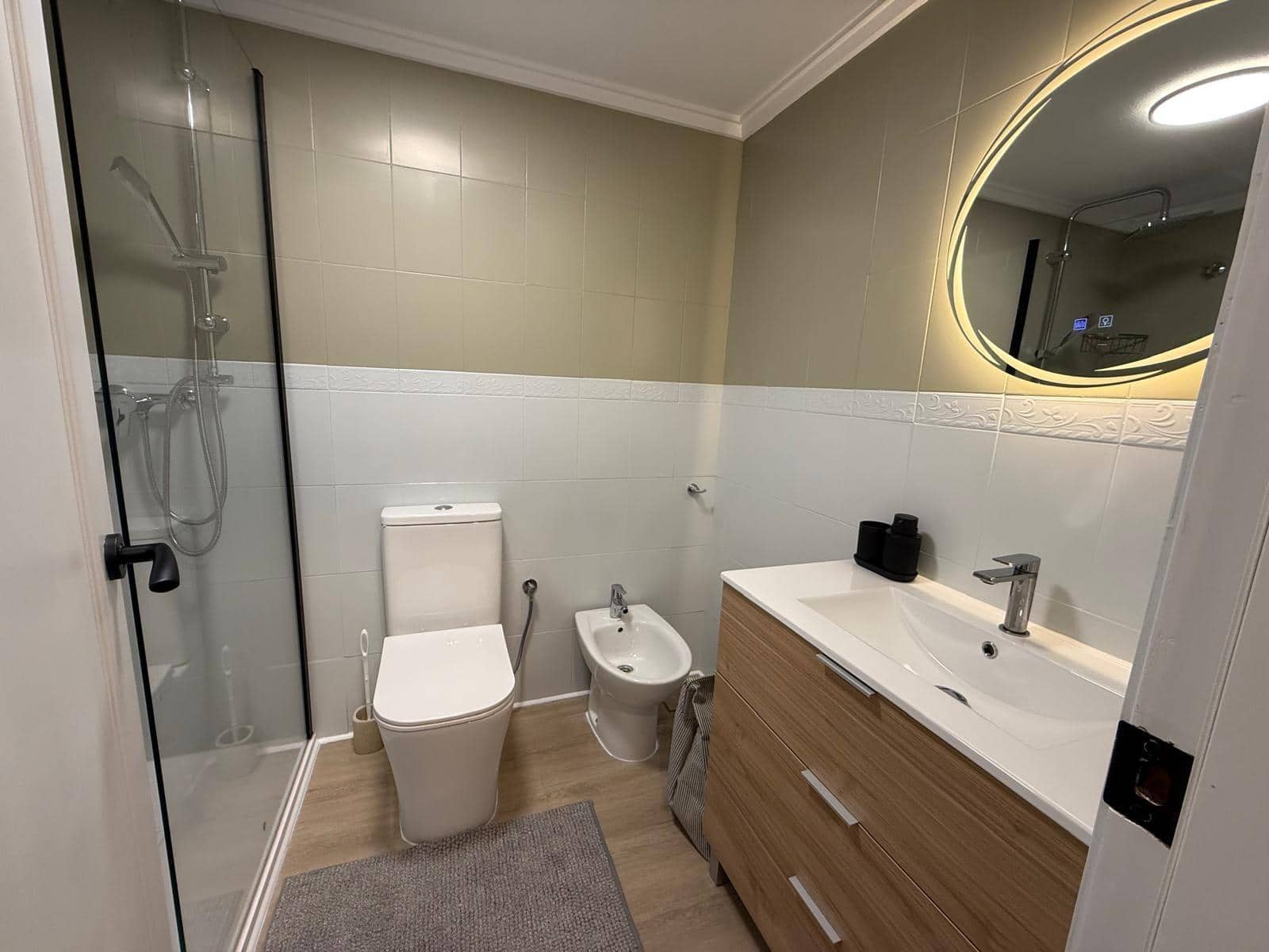 Apartamento de 1 habitación en Torrevieja en venta con piscina - 149.000 € (Ref: 9995931)