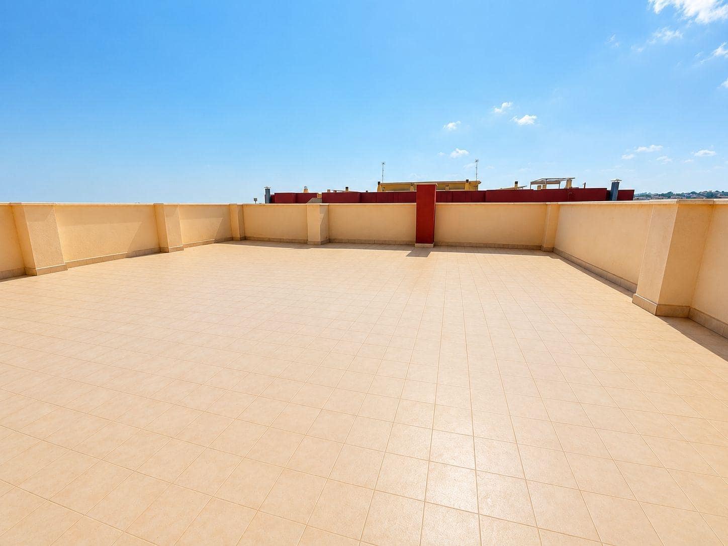 3 soverom Penthouse til salgs i Orihuela Costa med svømmebasseng - € 269 000 (Ref: 9995935)