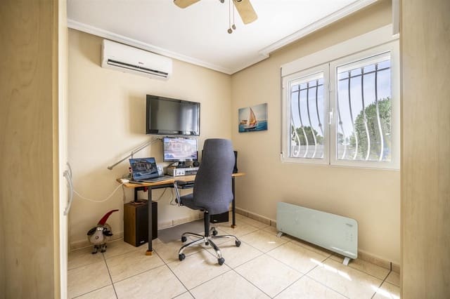 3 makuuhuone Huvila myytävänä paikassa Valle del Sol, Murcia kaupunki mukana uima-altaan - 250 000 € (Ref: 9995938)
