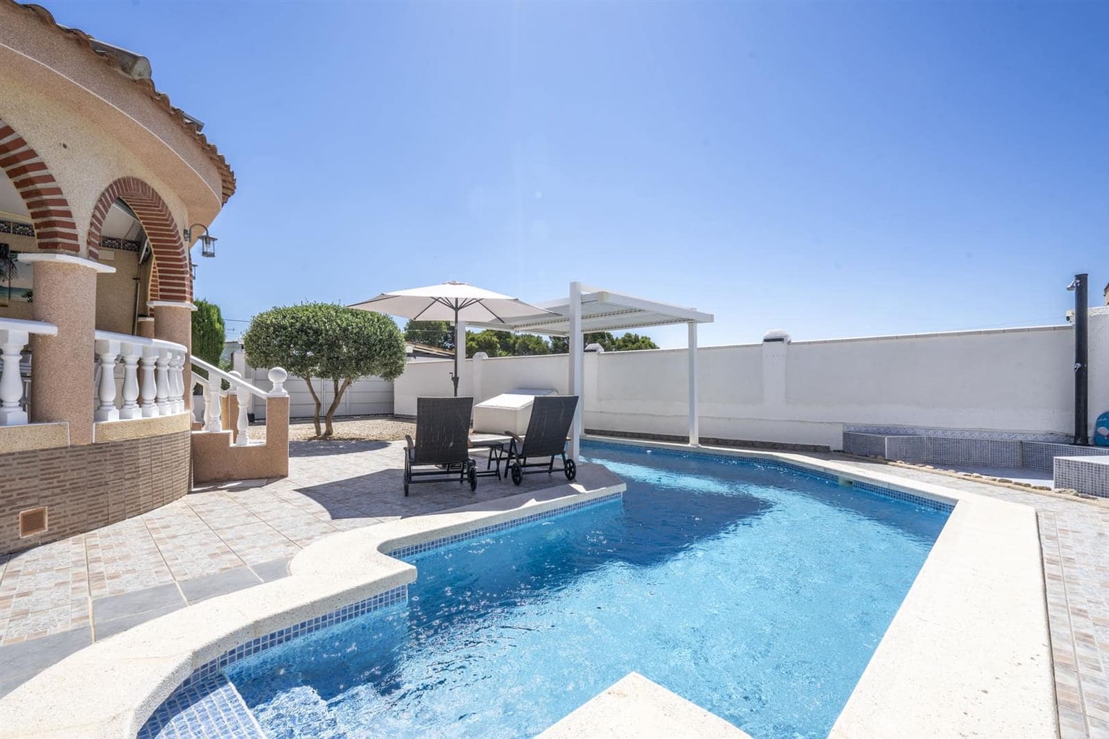3 quarto Moradia para venda em Valle del Sol com piscina - 250 000 € (Ref: 9995938)
