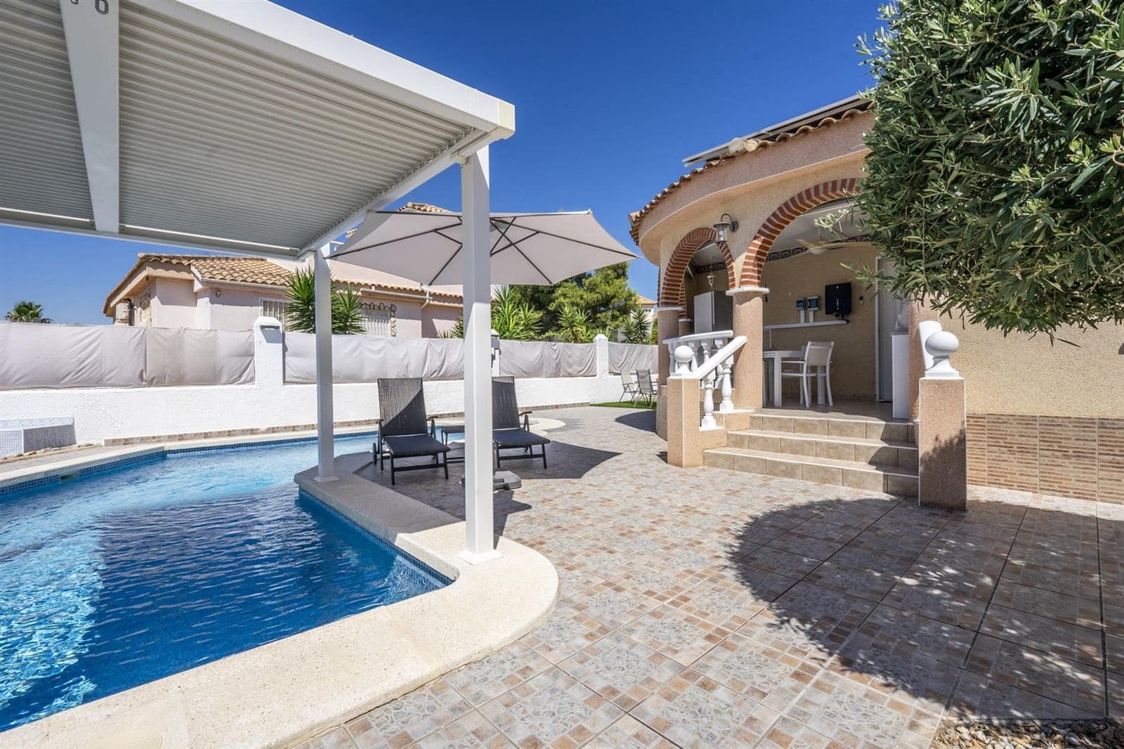 3 quarto Moradia para venda em Valle del Sol com piscina - 250 000 € (Ref: 9995938)