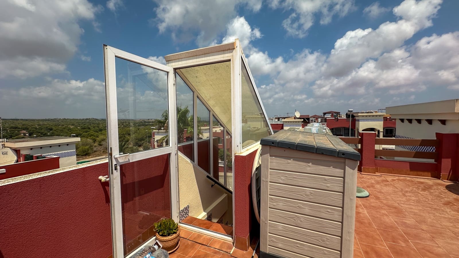 2 Zimmer Bungalow zu verkaufen in Orihuela Costa mit Pool - 164.900 € (Ref: 9995940)