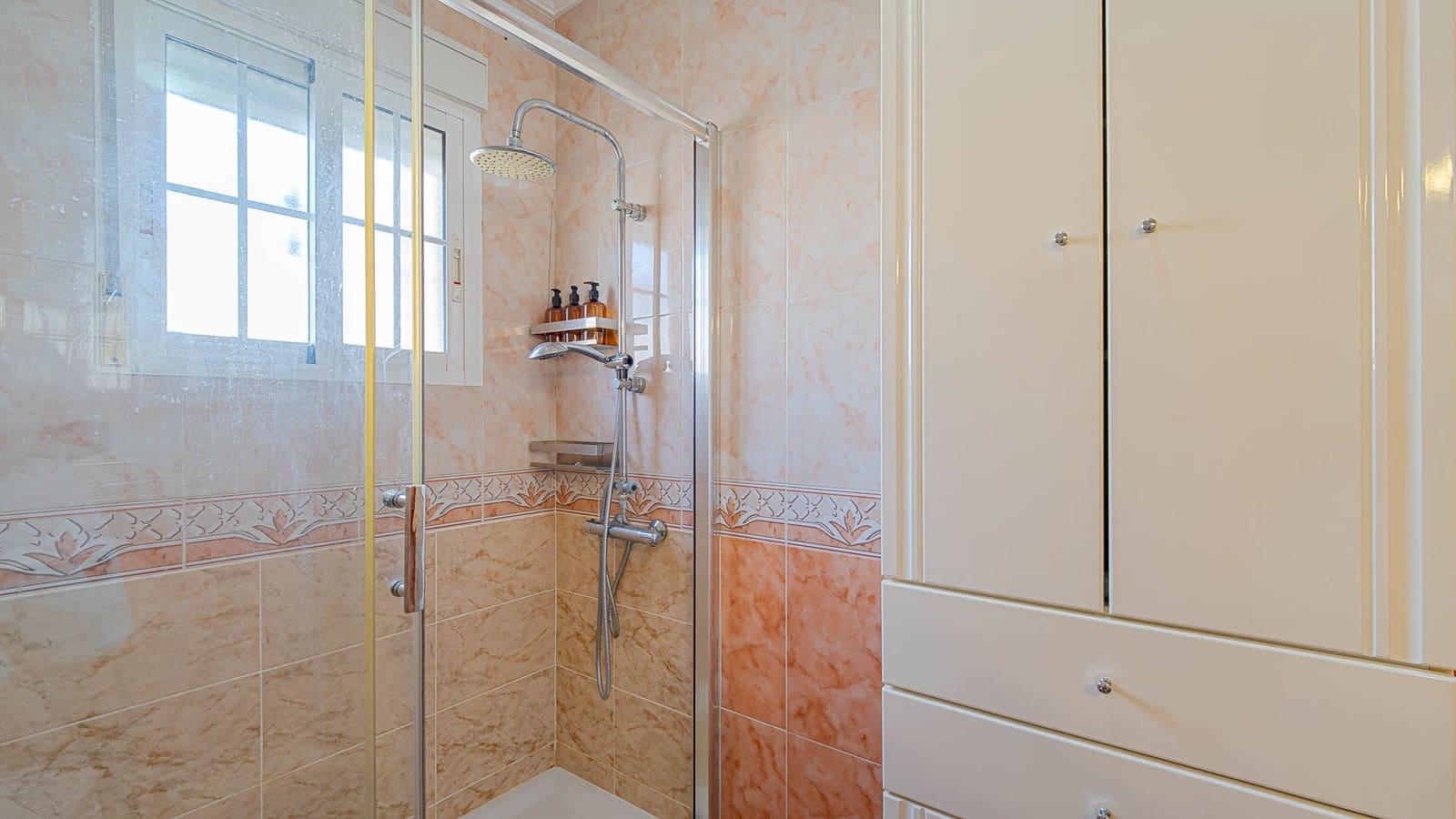 Pareado de 3 habitaciones en Orihuela Costa en venta con piscina garaje - 269.900 € (Ref: 9995941)