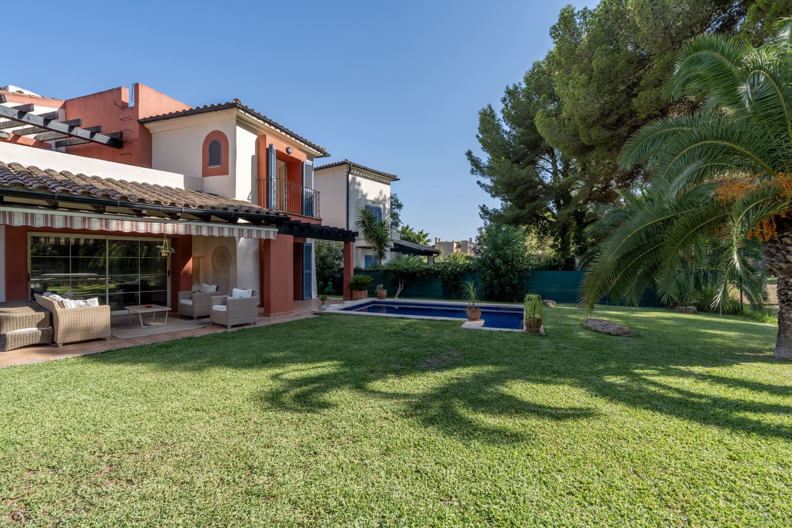 3 bedroom Villa for sale in Santa Ponsa with pool garage - € 1,350,000 (Ref: 10079073)