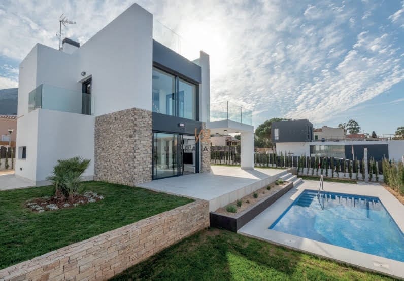 3 soveværelse Villa til salg i Colonia de Sant Pere / Colonia de San Pedro med swimmingpool garage - € 1.270.000 (Ref: 8243433)
