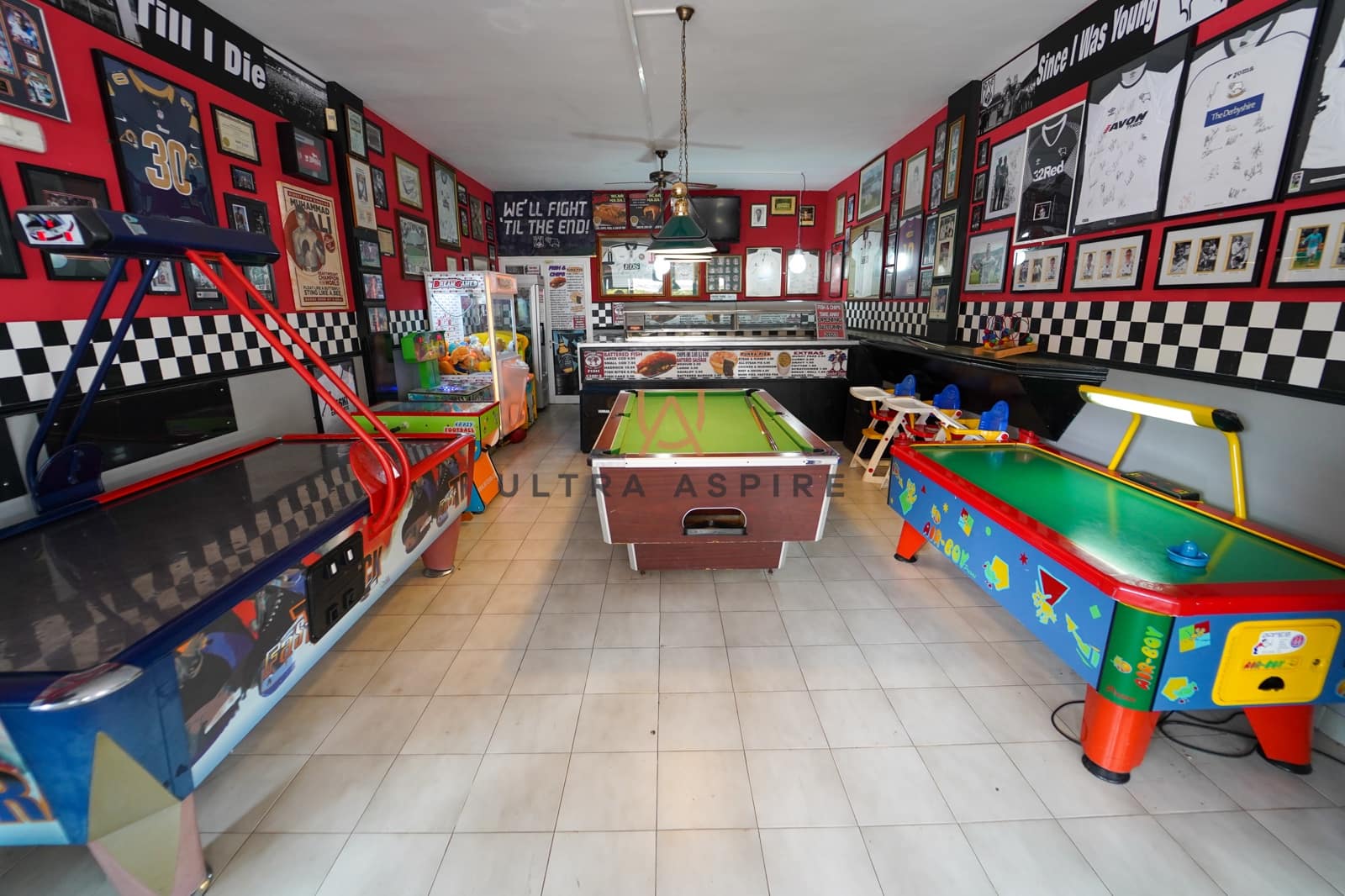 Erhverv til salg i Sa Coma med garage - € 998.000 (Ref: 8243435)