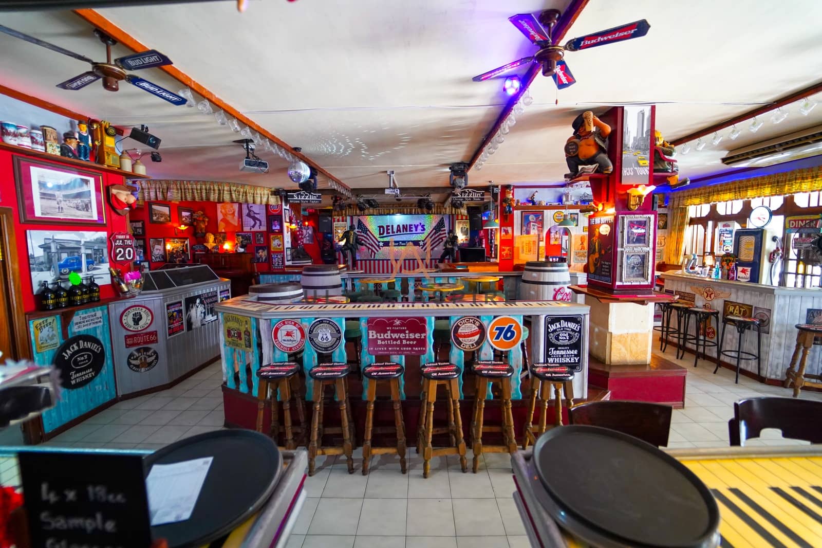 Erhverv til salg i Sa Coma med garage - € 998.000 (Ref: 8243435)