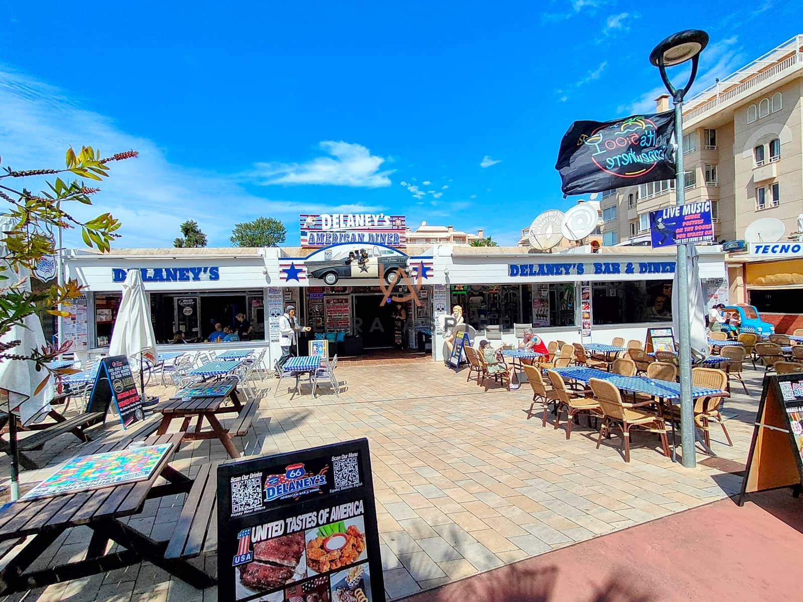 Erhverv til salg i Sa Coma med garage - € 998.000 (Ref: 8243435)