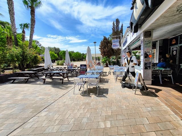 Erhverv til salg i Sa Coma, Sant Llorenç des Cardassar med garage - € 998.000 (Ref: 8243435)