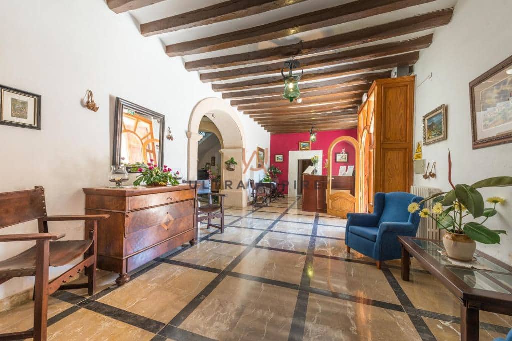 20 sovrum Kommersiell till salu i Sencelles med pool garage - 6 900 000 € (Ref: 8332355)