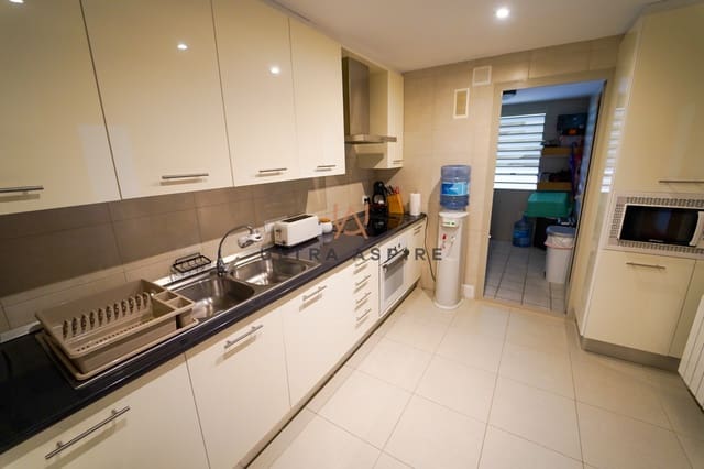 2 soveværelse Lejlighed til salg i Cala Millor, Son Servera med garage - € 345.000 (Ref: 8505047)