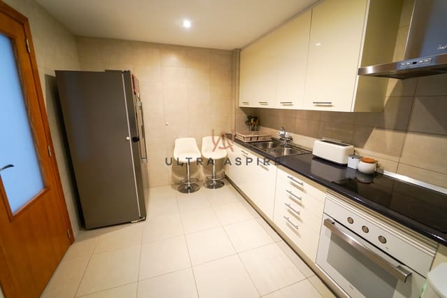 2 soveværelse Lejlighed til salg i Cala Millor, Son Servera med garage - € 345.000 (Ref: 8505047)