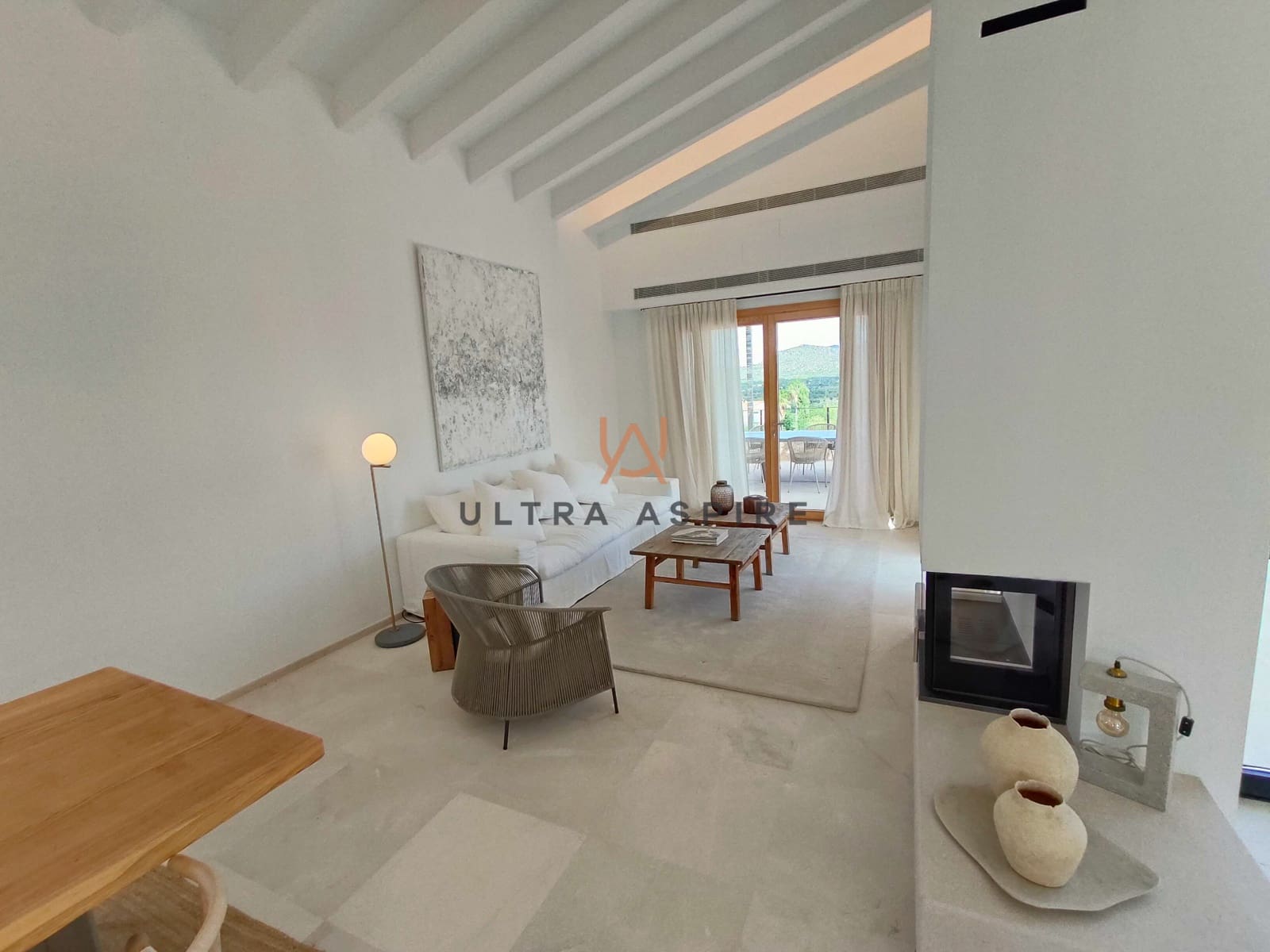 4 soveværelse Finca/Landehus til salg i Sant Llorenc des Cardassar med swimmingpool garage - € 2.690.000 (Ref: 8548325)