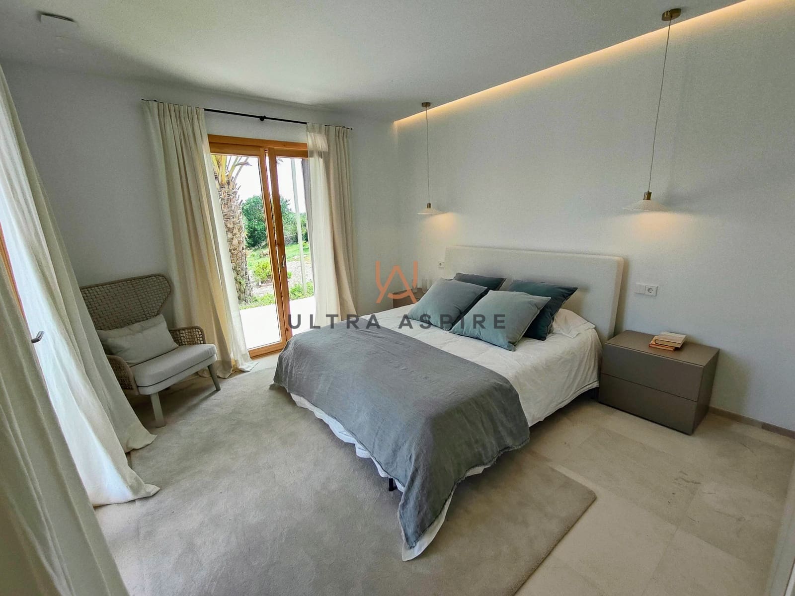 4 soveværelse Finca/Landehus til salg i Sant Llorenc des Cardassar med swimmingpool garage - € 2.690.000 (Ref: 8548325)