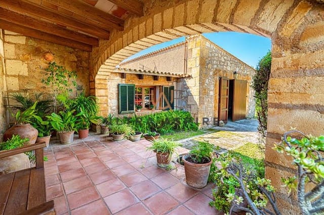 3 soveværelse Finca/Landehus til salg i Son Servera med garage - € 850.000 (Ref: 8880820)