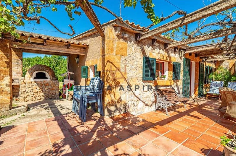 3 chambre Finca/Maison de Campagne à vendre à Son Servera avec garage - 850 000 € (Ref: 8880820)