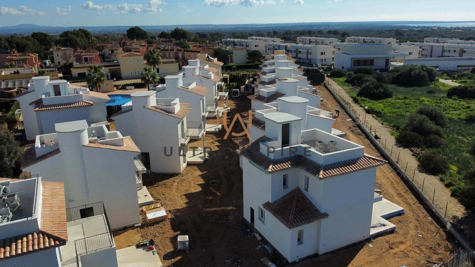 2 soveværelse Villa til salg i Sa Rapita / La Rapita med swimmingpool - € 695.000 (Ref: 8895755)