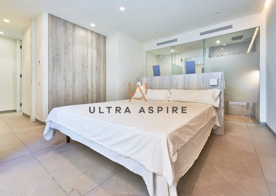 4 soveværelse Villa til salg i Portocristo / Port de Manacor med swimmingpool garage - € 4.300.000 (Ref: 9004557)