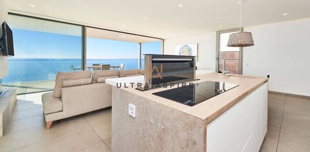 4 bedroom Villa for sale in Portocristo / Port de Manacor, Manacor with pool garage - € 4,300,000 (Ref: 9004557)