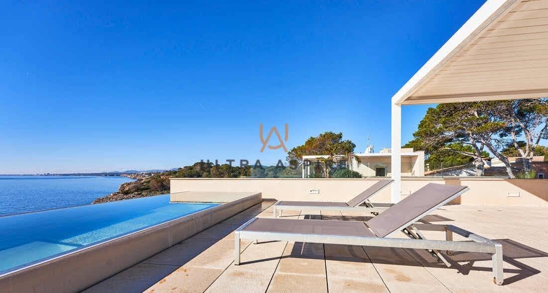 4 soveværelse Villa til salg i Portocristo / Port de Manacor med swimmingpool garage - € 4.300.000 (Ref: 9004557)