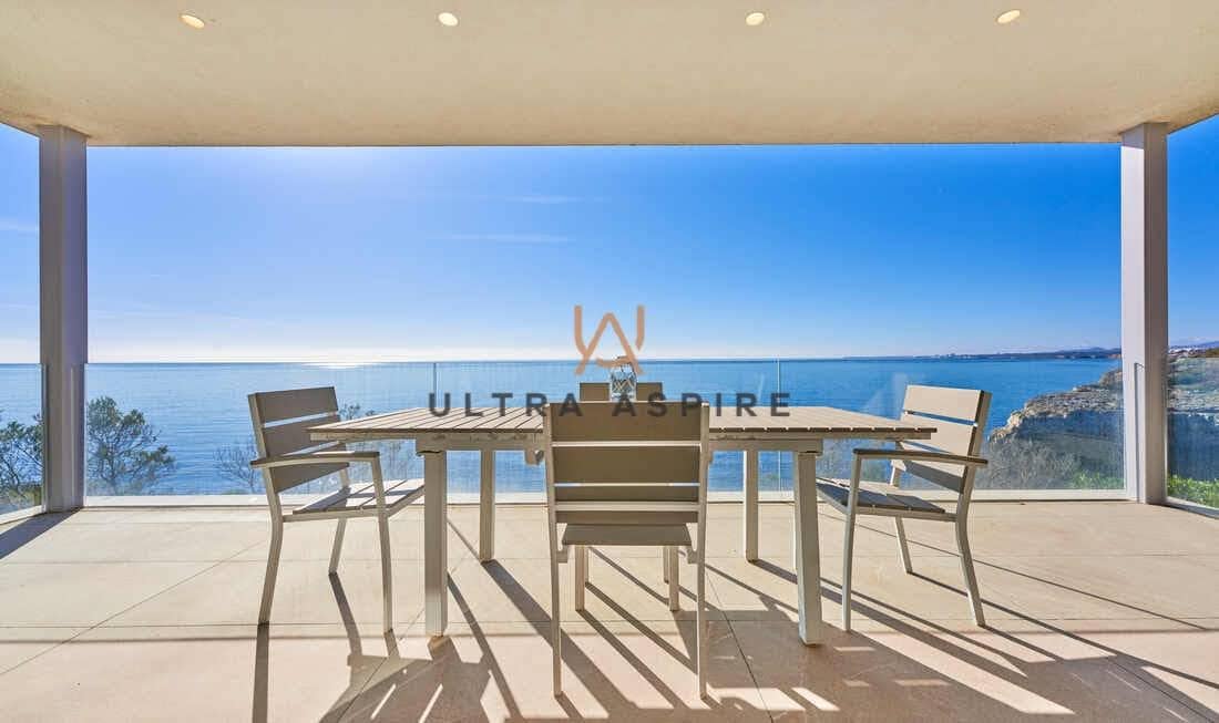 4 soveværelse Villa til salg i Portocristo / Port de Manacor med swimmingpool garage - € 4.300.000 (Ref: 9004557)