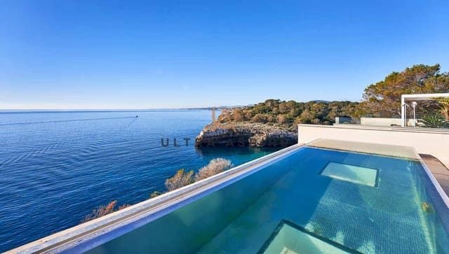 4 bedroom Villa for sale in Portocristo / Port de Manacor, Manacor with pool garage - € 4,300,000 (Ref: 9004557)