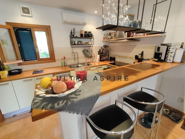 2 quarto Moradia em Banda para venda em Son Servera com piscina garagem - 585 000 € (Ref: 9074640)