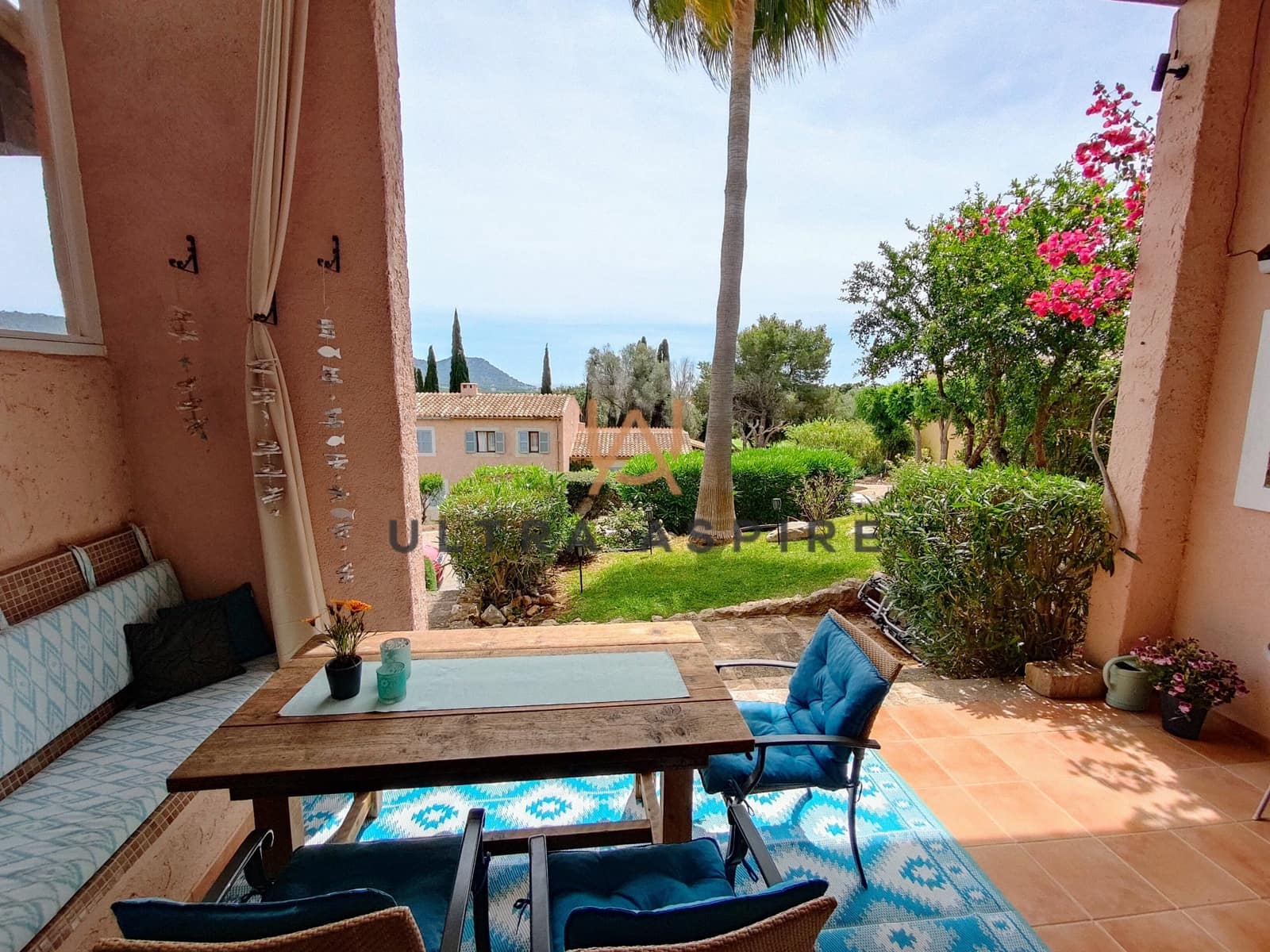 2 soveværelse Rækkehus til salg i Son Servera med swimmingpool garage - € 585.000 (Ref: 9074640)