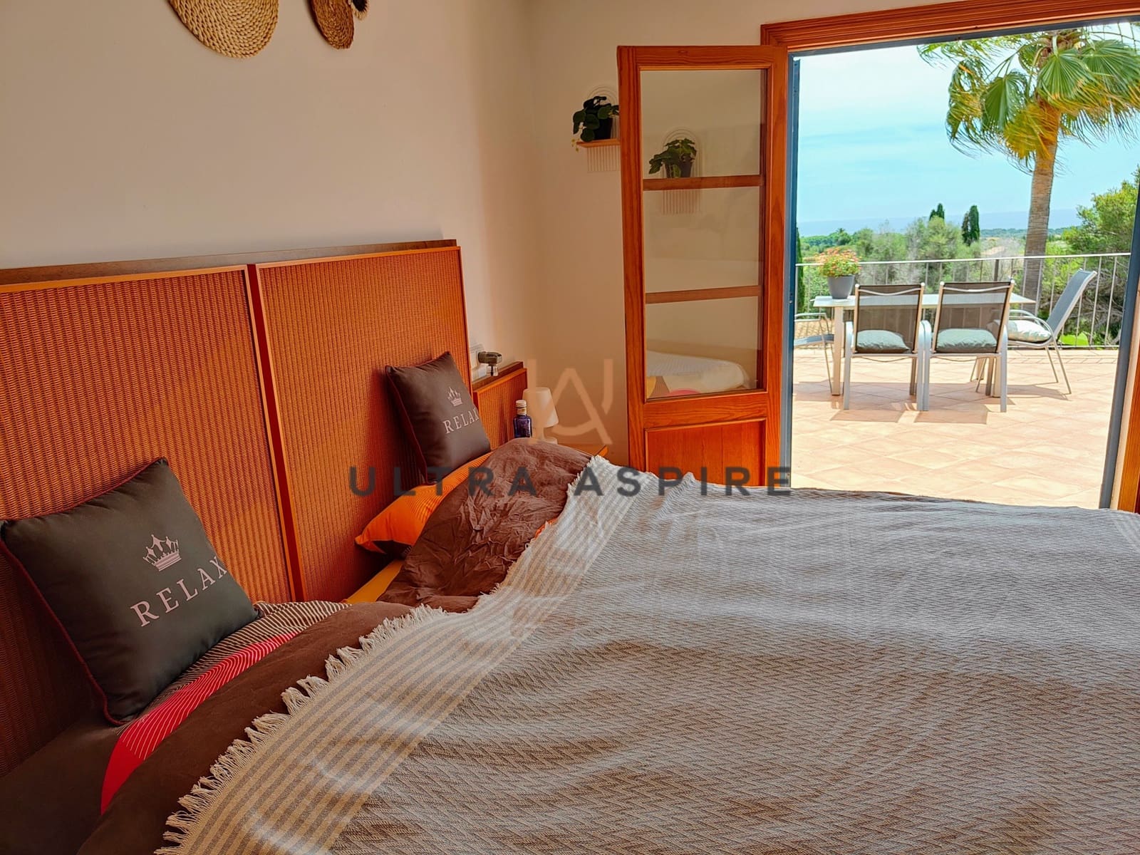 2 soveværelse Rækkehus til salg i Son Servera med swimmingpool garage - € 585.000 (Ref: 9074640)