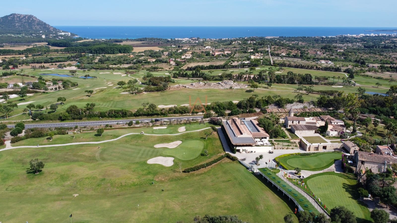 2 soveværelse Rækkehus til salg i Son Servera med swimmingpool garage - € 585.000 (Ref: 9074640)