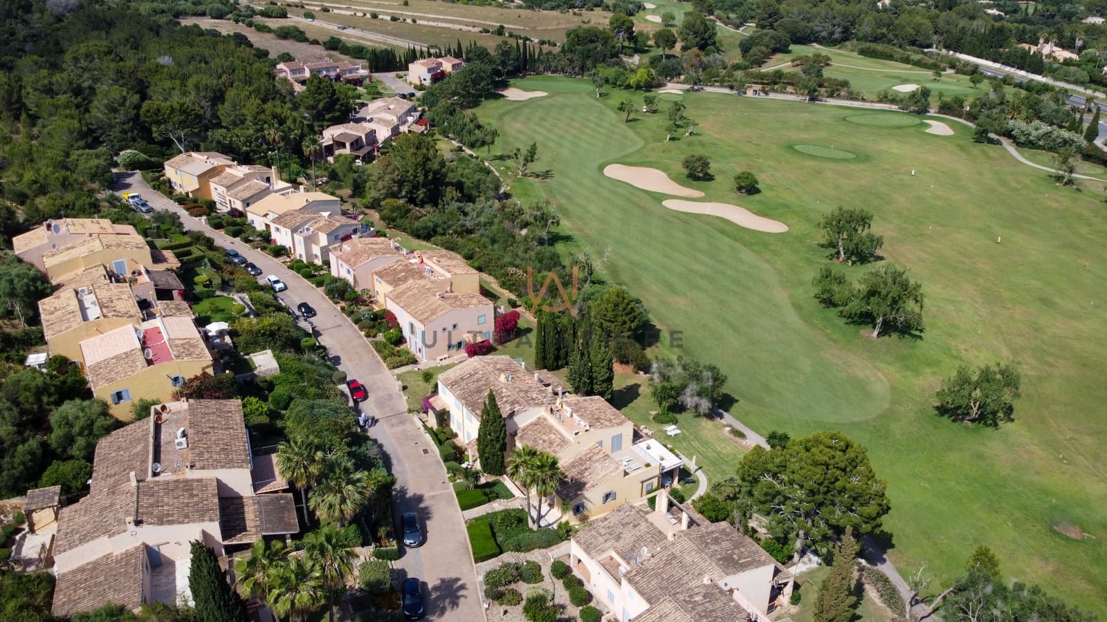 2 soveværelse Rækkehus til salg i Son Servera med swimmingpool garage - € 585.000 (Ref: 9074640)