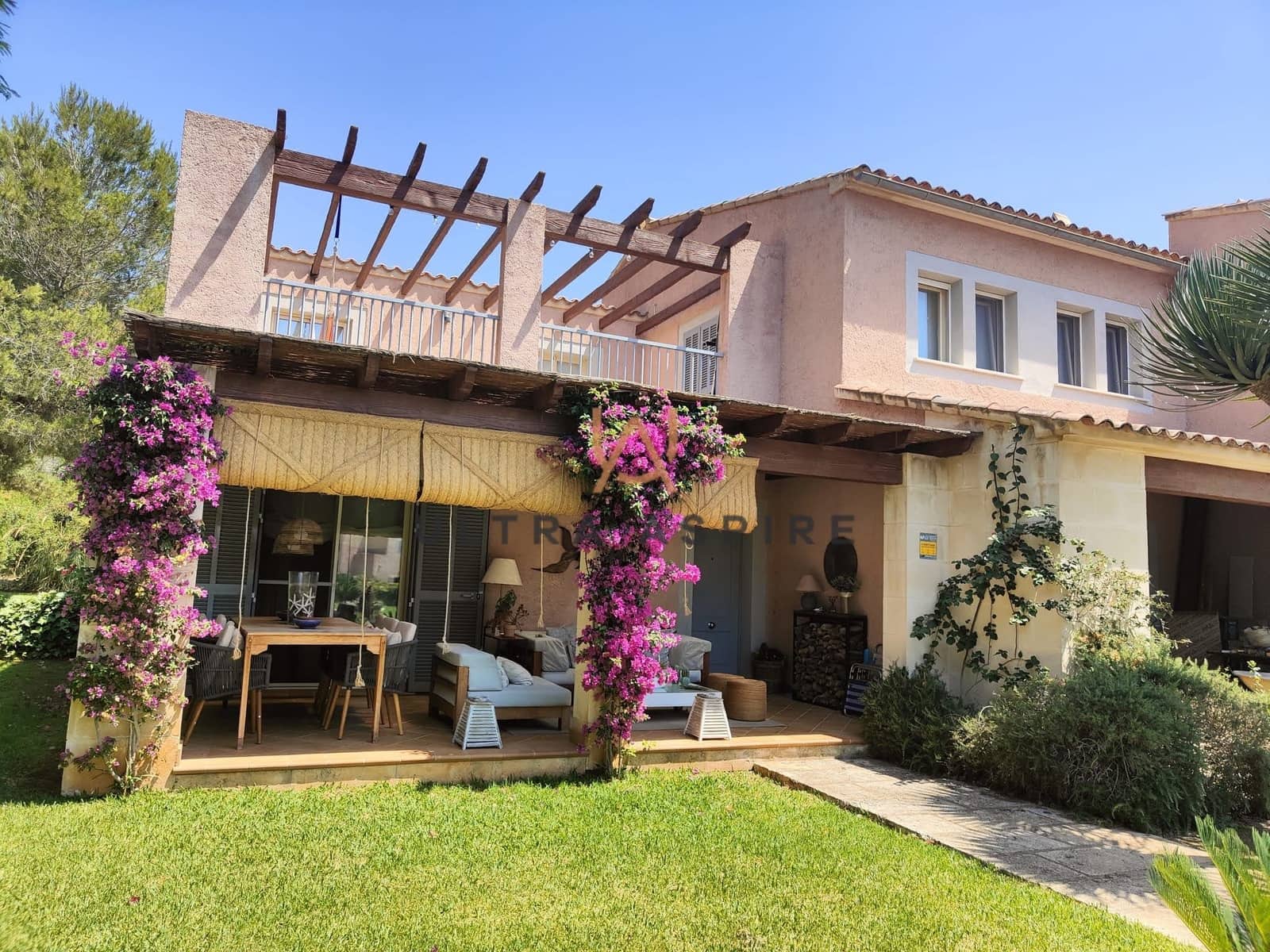 3 soveværelse Byhus til salg i Son Servera med swimmingpool garage - € 795.400 (Ref: 9105877)