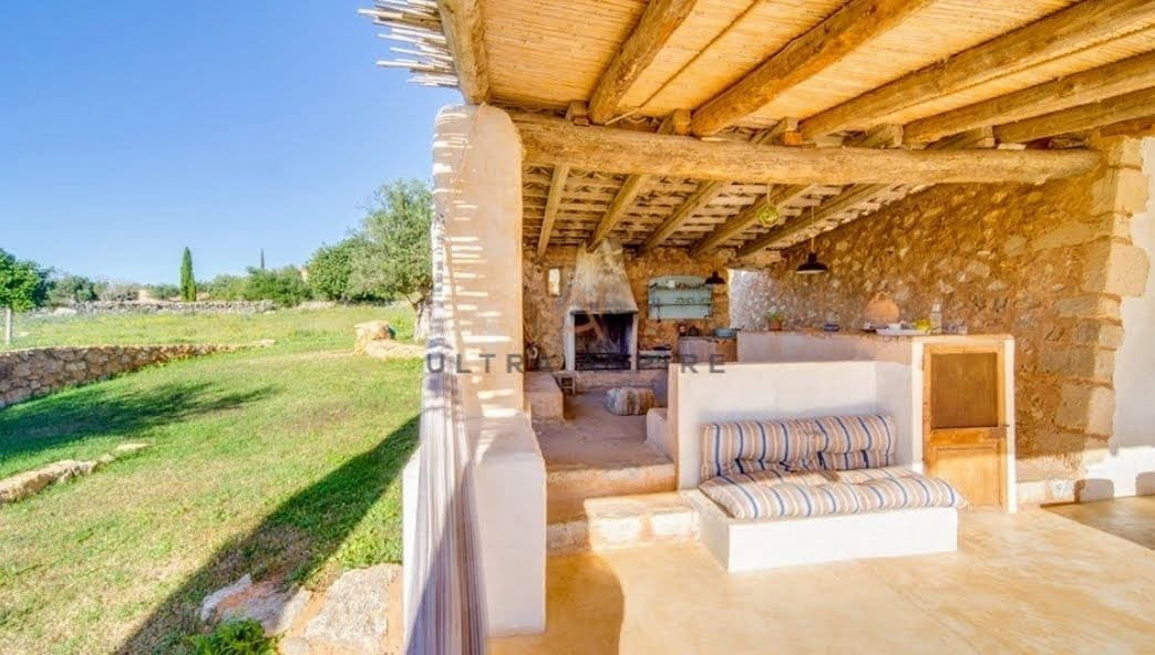 Finca/Casa Rural de 4 habitaciones en Sant Llorenç des Cardassar en alquiler con piscina garaje - 4.200 € (Ref: 9279572)