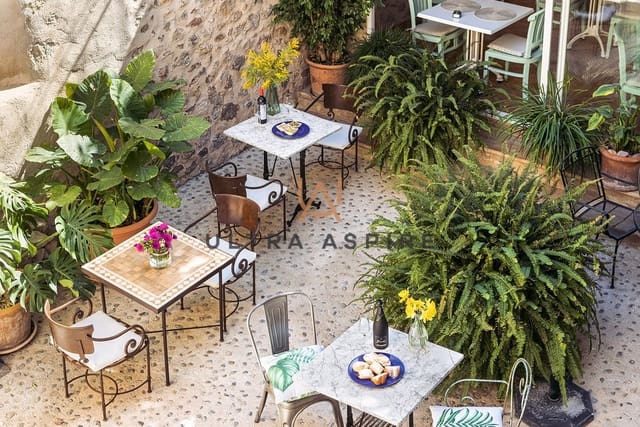 8 soveværelse Erhverv til salg i Estellenchs med garage - € 2.600.000 (Ref: 9291248)