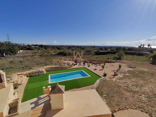 6 makuuhuone Maalaistalo myytävänä paikassa Portocristo / Port de Manacor, Manacor mukana uima-altaan 
autotalli - 1 750 000 € (Ref: 9322564)