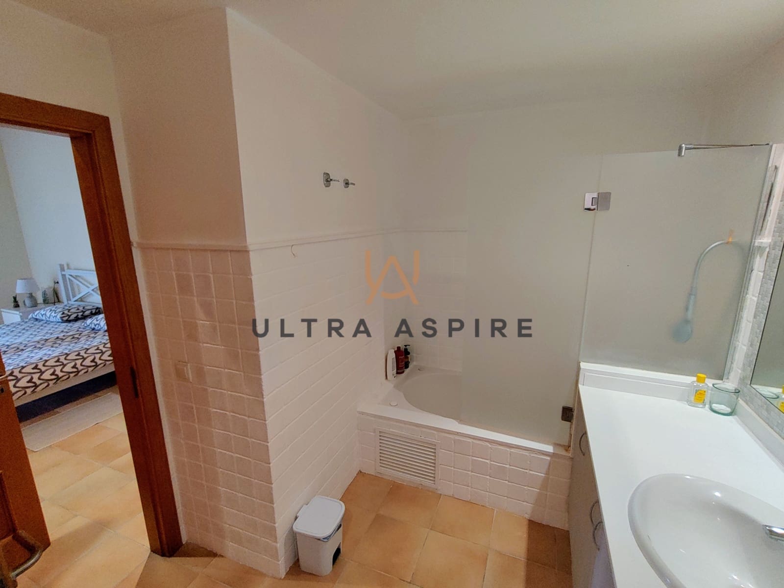 1 soveværelse Lejlighed til salg i Son Servera med swimmingpool garage - € 249.000 (Ref: 9400021)