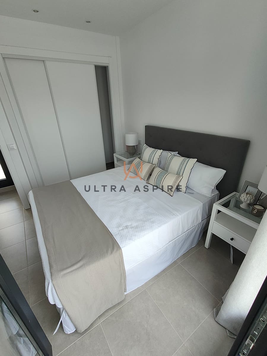 3 makuuhuone Huvila myytävänä paikassa Cala Romantica mukana uima-altaan 
autotalli - 778 000 € (Ref: 9535213)