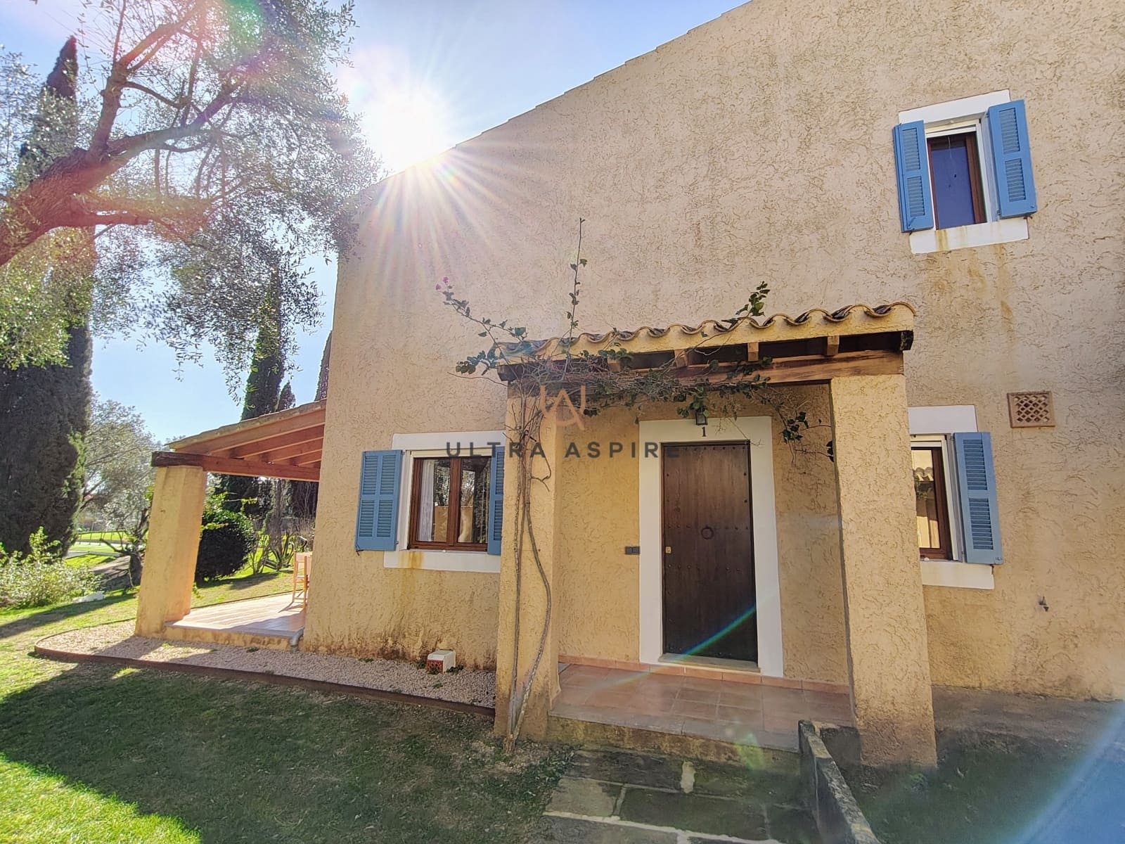 2 soveværelse Rækkehus til salg i Son Servera med swimmingpool garage - € 585.000 (Ref: 9607932)