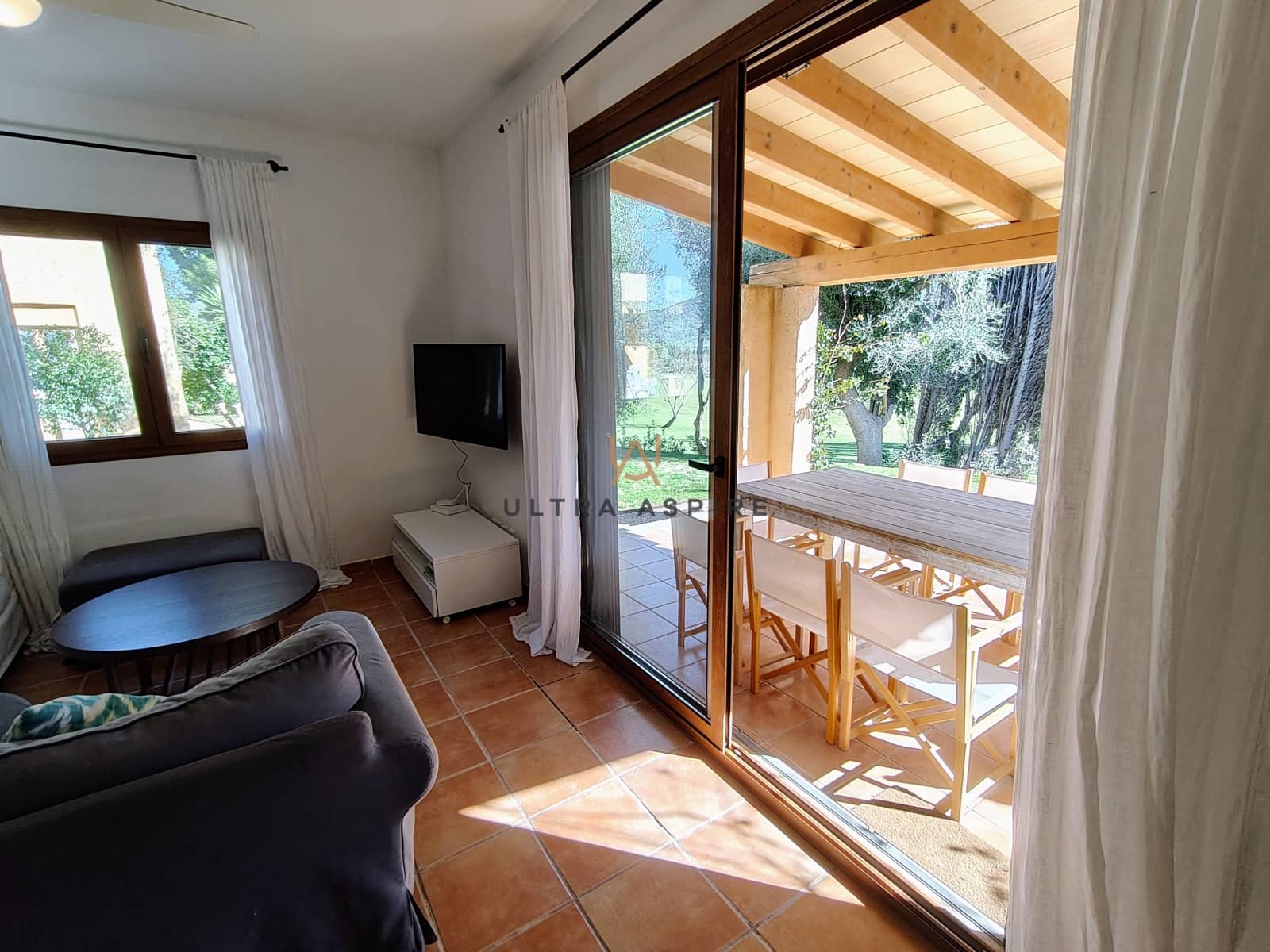 2 soveværelse Rækkehus til salg i Son Servera med swimmingpool garage - € 585.000 (Ref: 9607932)