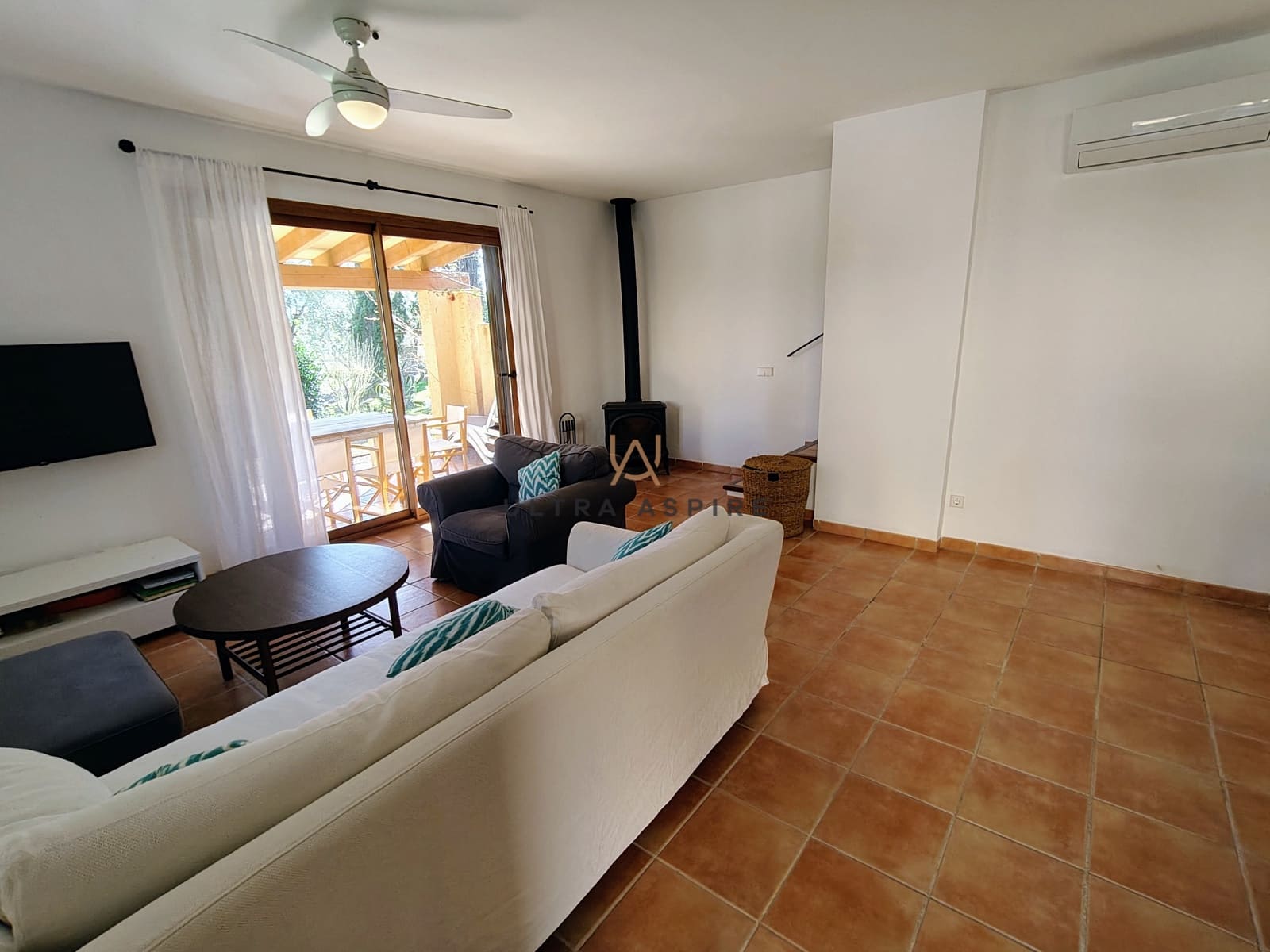 2 soveværelse Rækkehus til salg i Son Servera med swimmingpool garage - € 585.000 (Ref: 9607932)