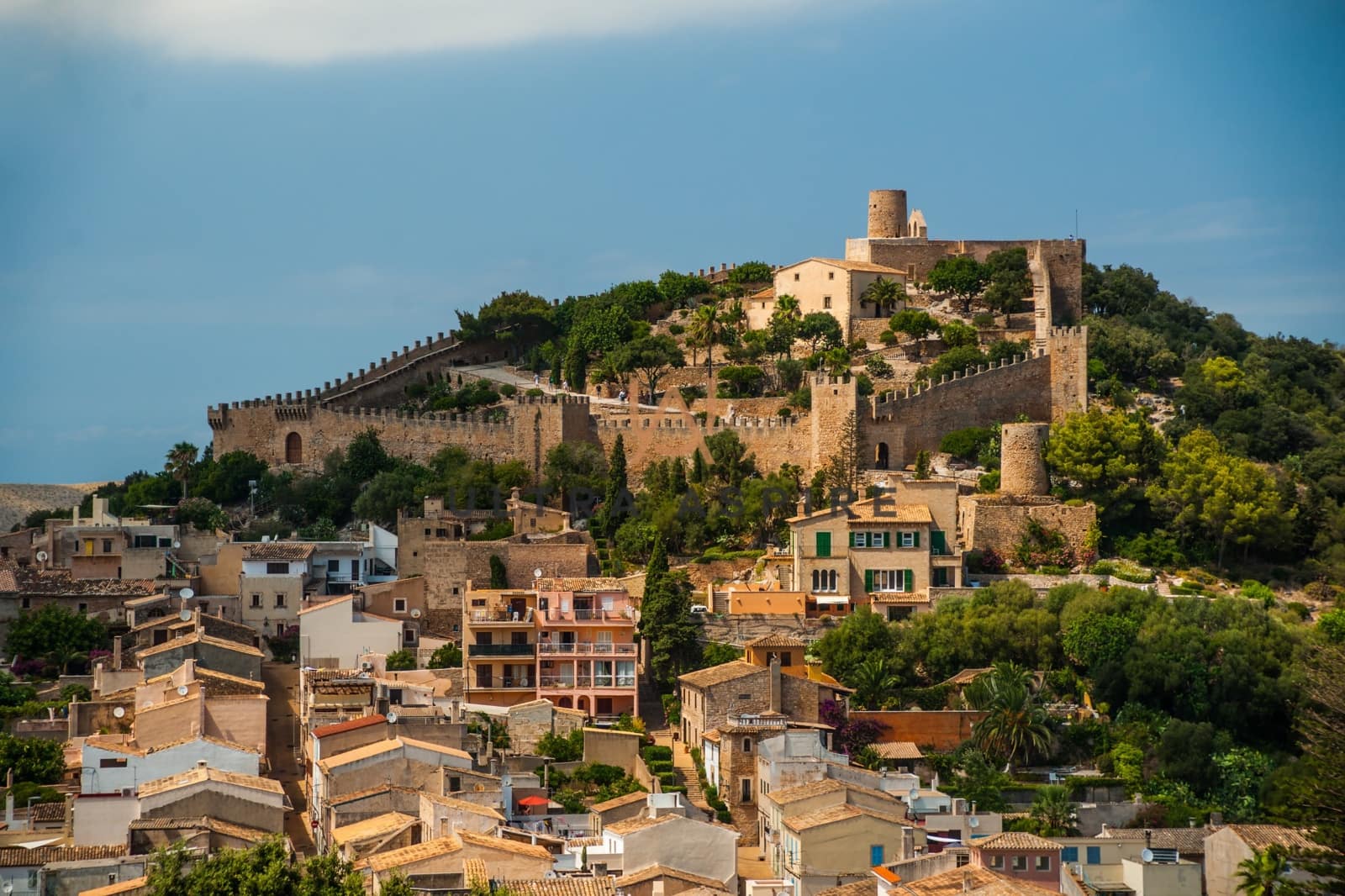 2 bedroom Apartment for sale in Capdepera with pool garage - € 655,000 (Ref: 9638956)