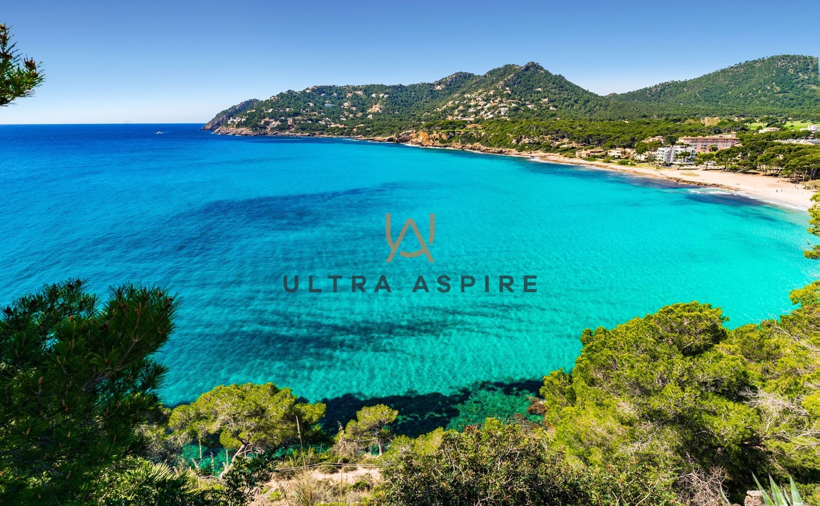 2 bedroom Apartment for sale in Capdepera with pool garage - € 655,000 (Ref: 9638956)